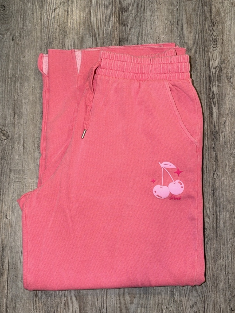 VS PINK sweatpants 🍒